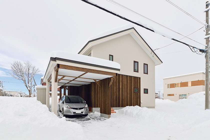 北海道だから実現できた 木の香あふれる戸建て生活